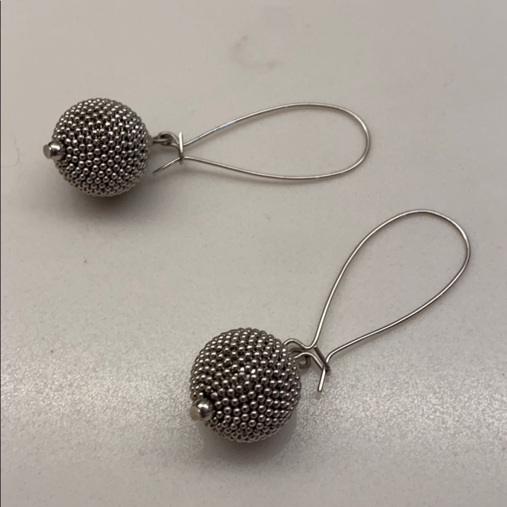 Express dangle earrings